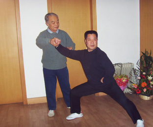 馆长简介